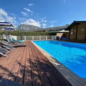 Le Néron - Logis Hotel