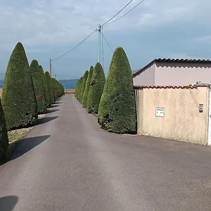 Charmante Maison Avec Piscine Hébergement de vacances